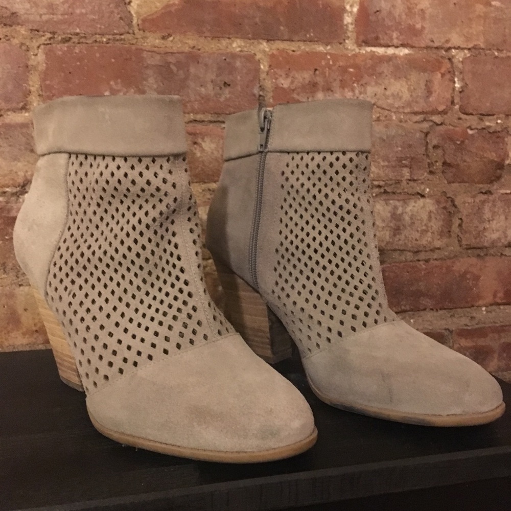 Sole Society Sydney Boots Size 8